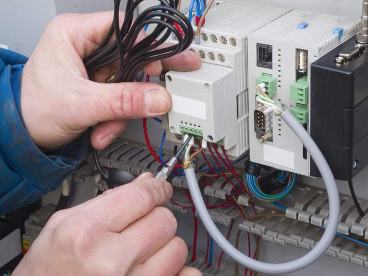 Dépannage électrique rapide et efficace Laval