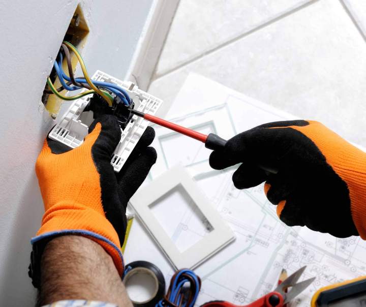 Pour des installations conformes Laval